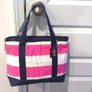 AXIZ GROUP Cooler Bag w/Zippered Closure 15.5x11 NWT